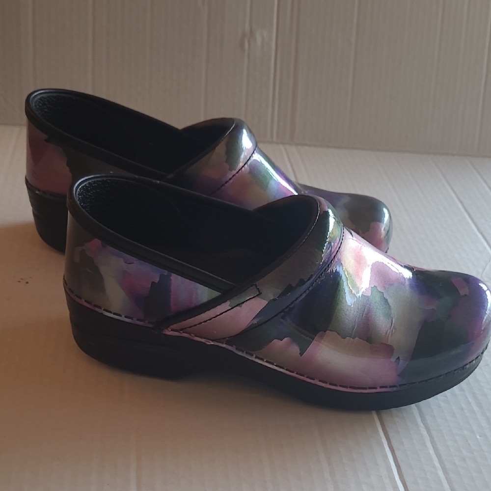 Dansko Women's Purple and Black Clogs/Mules